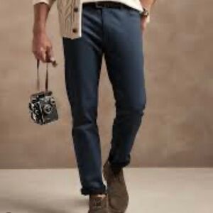 Banana Republic Mens Navy Blue Stretchy Traveler Slum Fit Khaki Pants